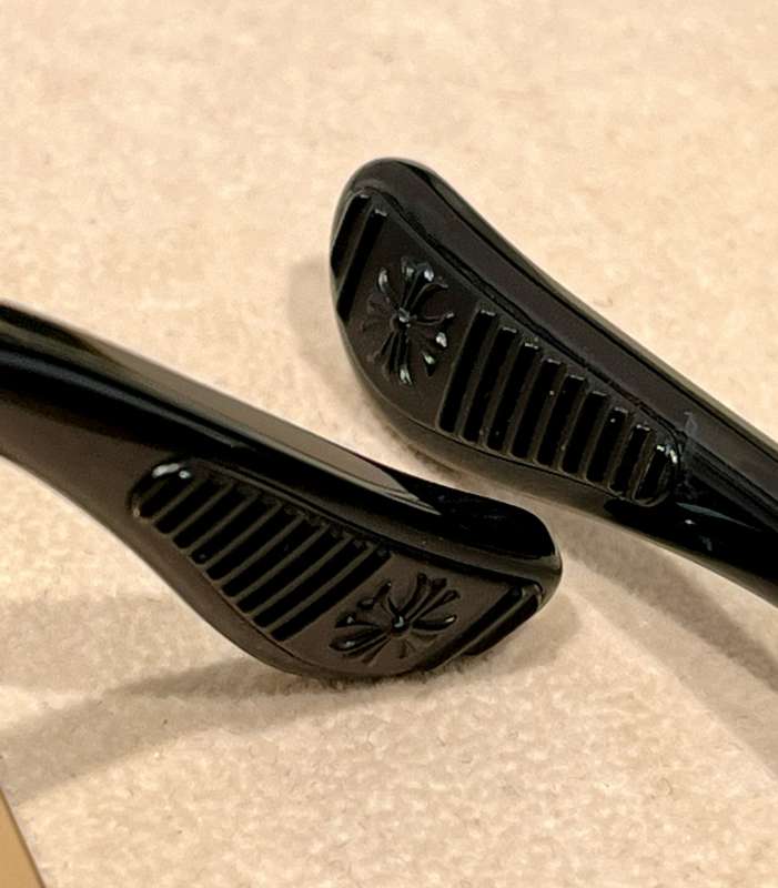 Picture of Chrome Hearts Sunglasses _SKUfw55713586fw